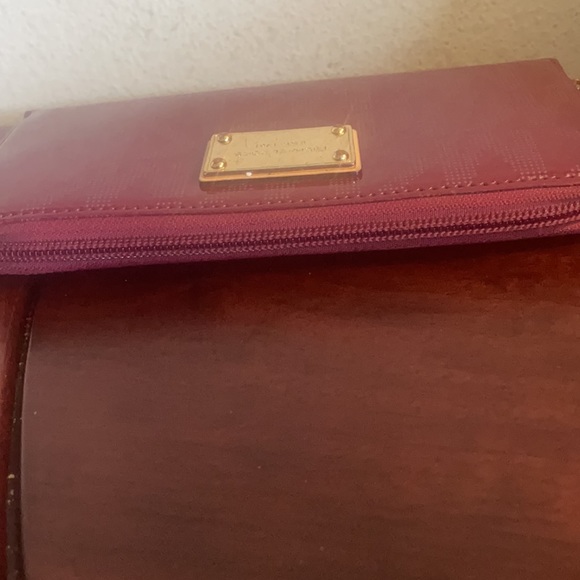 Michael Kors Long Zippy Walket - Picture 5 of 10